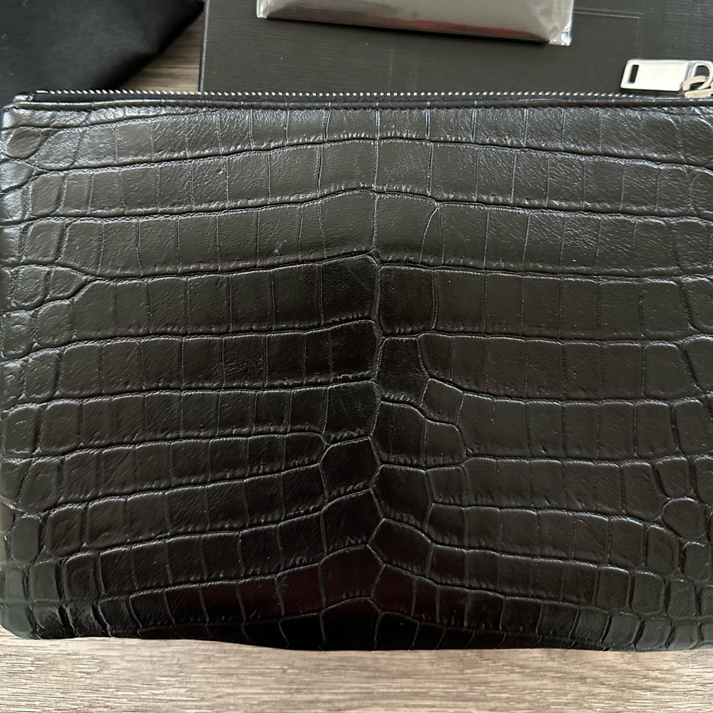 YSL Pouch - Picture 3 of 10